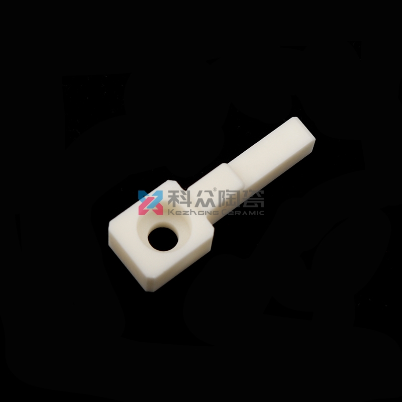 氧化鋁（lǚ）陶（táo）瓷塊